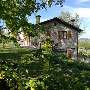 Alloggio per agriturismo Il Falco Del Monte Fumaiolo, Alfero