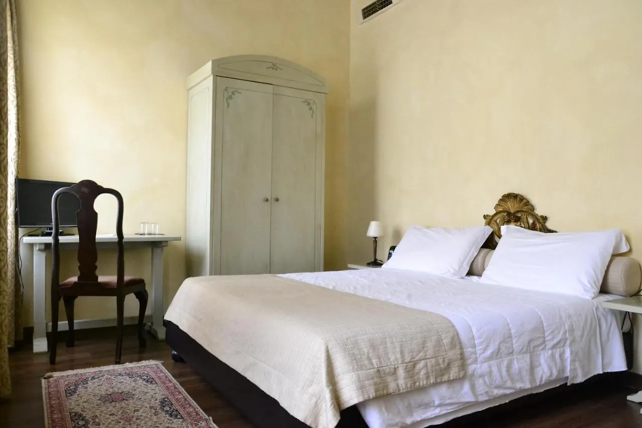 ****  Castello Di Compiano Hotel Relais Museum Italy